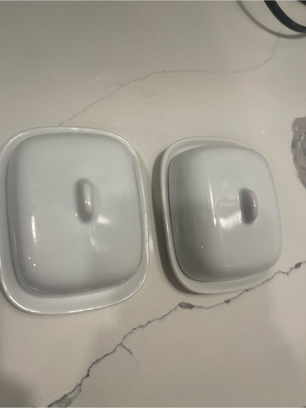 Set of 2 small Vintage White Ceramic Butter Dishes with Lids - Picture 2 of 7